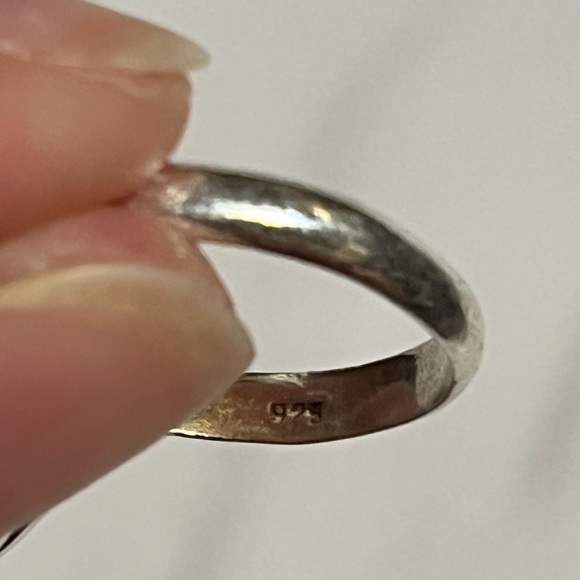 Sterling Silver 925 Rolling Trinity Band Ring - Triple Interlinked Bands - Picture 4 of 6